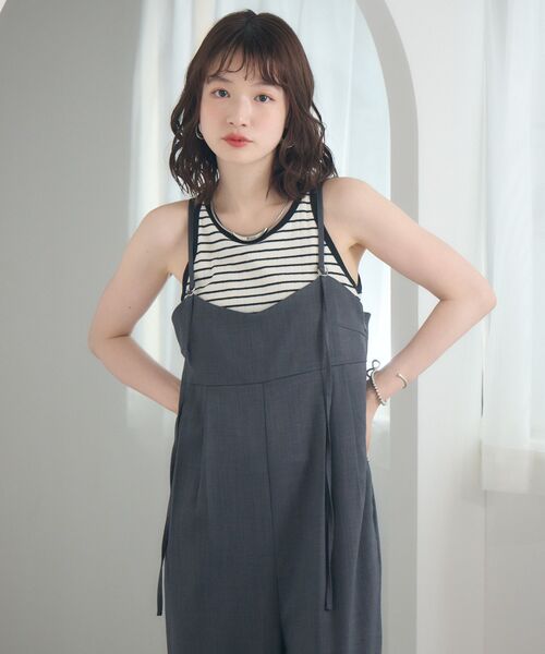 RETRO GIRL（レトロガール）の「ワイドサロペット2way（サロペット/オーバーオール・レディース・ブラック/ナチュラル/チャコールグレー/ベージュ・FREE）」の17枚目の写真