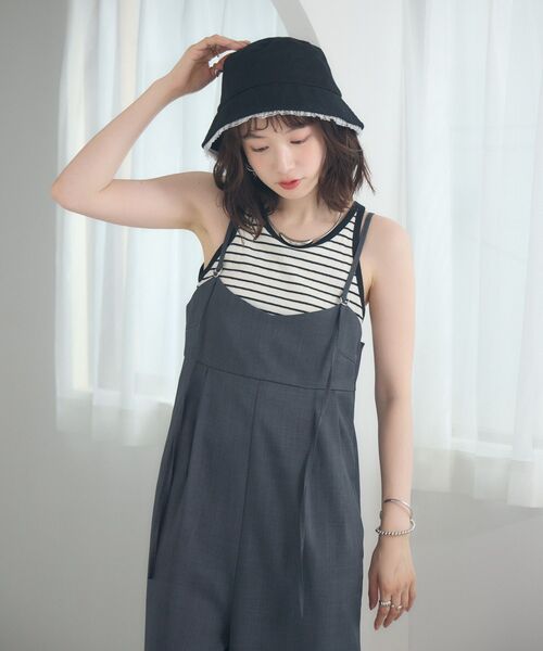 RETRO GIRL（レトロガール）の「ワイドサロペット2way（サロペット/オーバーオール・レディース・ブラック/ナチュラル/チャコールグレー/ベージュ・FREE）」の19枚目の写真