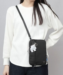 moz（モズ）の「軽量 撥水 ポリエステル 縦横 2WAY スマホショルダーバッグ（ショルダーバッグ・メンズ）」