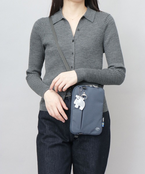moz(モズ)の「軽量 撥水 ポリエステル 縦横 2WAY スマホ ミニショルダーバッグ(ショルダーバッグ・レディース・ブラック/ブルー/オフホワイト・FREE)」の10枚目の写真