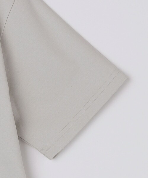 SHIPS Colors(シップス カラーズ)の「SHIPS Colors:〈接触冷感〉シルケット コットン Vネック TEE◇(Tシャツ/カットソー・メンズ・グレー/ブラウン/ブラック/ネイビー/ライトホワイト・SMALL/MEDIUM/LARGE/X-LARGE)」の14枚目の写真