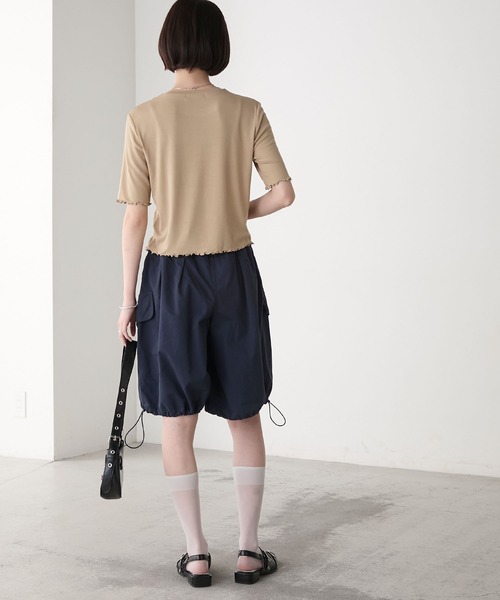 forksy.】アシンメトリーヘムデザイン 配色ステッチ コンパクトT