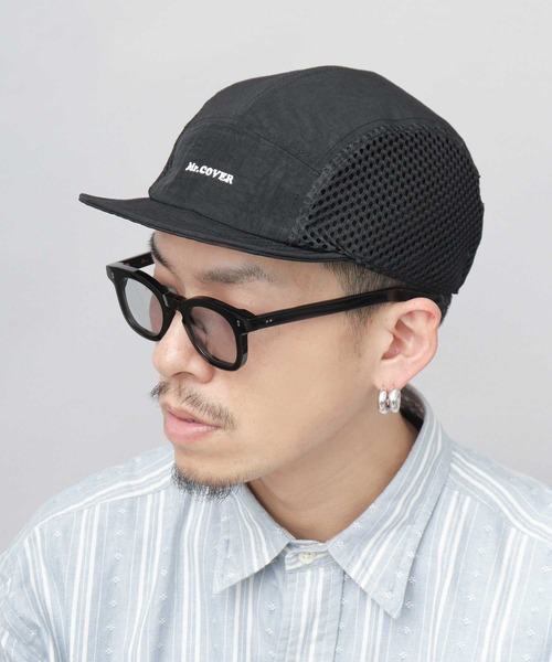 Mr.COVER（ミスターカバー）の「ムラ染風 撥水ナイロン メッシュ切替 ジェット アンパイアキャップ 接触冷感スベリ使用（キャップ・メンズ・ブラック・FREE）」の3枚目の写真
