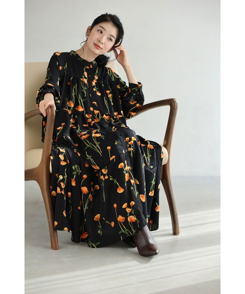 cawaii(カワイイ)の「(黒)夕陽色に染まる花柄ロングワンピース(紐付き)(ワンピース・レディース・ブラック・FREE)」の11枚目の写真