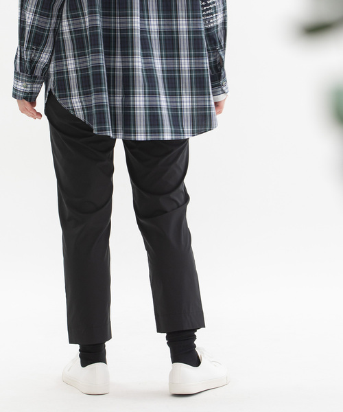 nop de nod(ノップドゥノッド)の「ストレッチクロップドパンツ(その他パンツ・レディース・ブラック/ネイビー/ダークグレー・M)」の14枚目の写真
