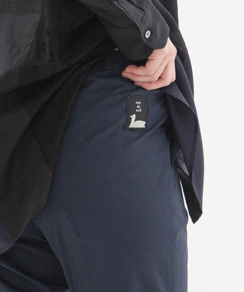 nop de nod(ノップドゥノッド)の「ストレッチクロップドパンツ(その他パンツ・レディース・ブラック/ネイビー/ダークグレー・M)」の21枚目の写真