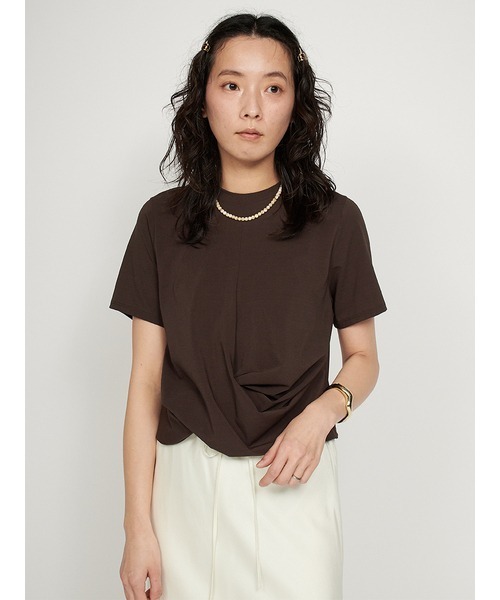 emmi（エミ）の「コンパクトデザインTシャツ（Tシャツ
