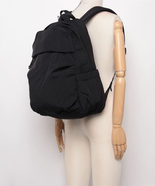 WILD THINGS（ワイルドシングス）の「WILD THINGS PUFF DAYPACK ナイロンボンディング バックパック 23L（バックパック/リュック・メンズ・カーキ/ブラック/グレー・FREE）」の20枚目の写真