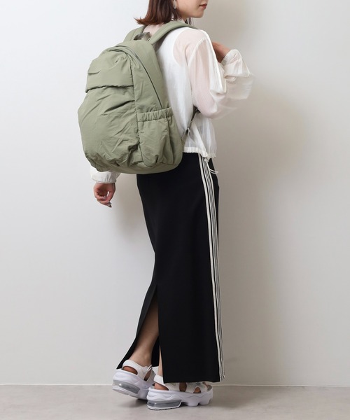 WILD THINGS（ワイルドシングス）の「WILD THINGS PUFF DAYPACK ナイロンボンディング バックパック 23L（バックパック/リュック・メンズ・カーキ/ブラック/グレー・FREE）」の14枚目の写真