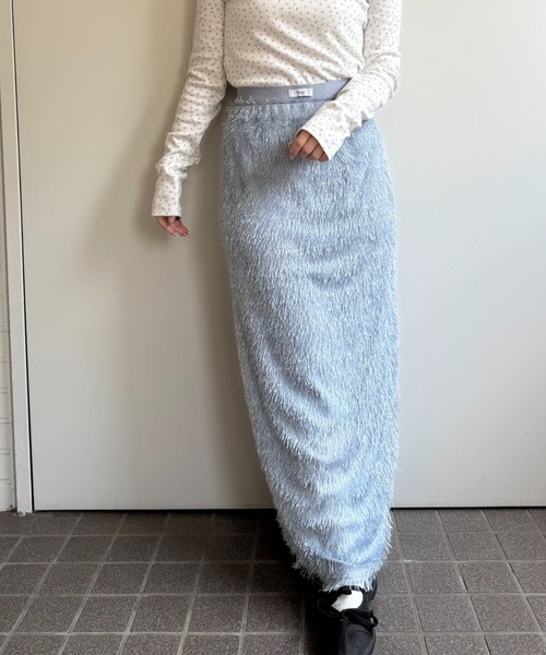 hugi(ハギ)の「SHAGGY SKIRT/シャギースカート(スカート・レディース・オフホワイト/サックスブルー・FREE)」の5枚目の写真