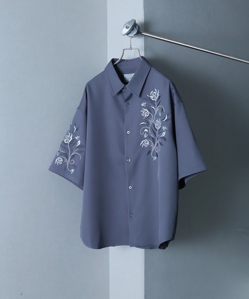 welise(ウェライズ)の「【welise/ウェライズ】リッチドレープスムース ”Embroidary”アソートフラワー刺繍 半袖オーバーシャツ(シャツ/ブラウス・メンズ・グレー系その他2/ホワイト系その他/ブラック系その他2/グレー系その他/ホワイト系その他2/ブラック系その他・S/M/L)」の11枚目の写真