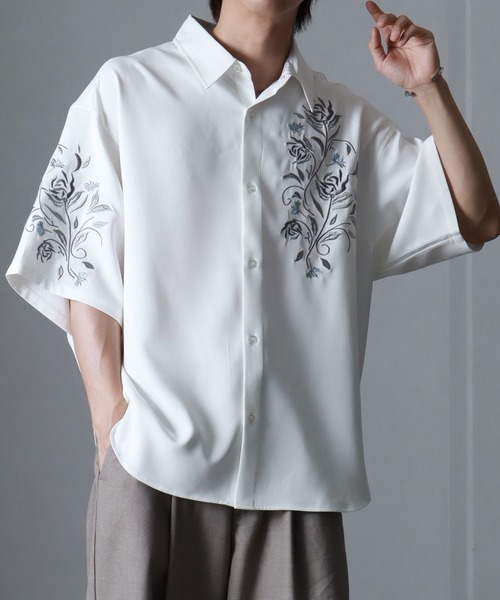 welise(ウェライズ)の「【welise/ウェライズ】リッチドレープスムース ”Embroidary”アソートフラワー刺繍 半袖オーバーシャツ(シャツ/ブラウス・メンズ・グレー系その他2/ホワイト系その他/ブラック系その他2/グレー系その他/ホワイト系その他2/ブラック系その他・S/M/L)」の14枚目の写真