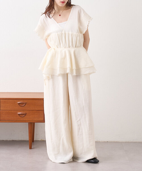 w closet（ダブルクローゼット）の「【２サイズ展開】フリル衿付きオールインワン（サロペット/オーバーオール・レディース・ブラック/グリーン/アイボリー・0/1）」の12枚目の写真