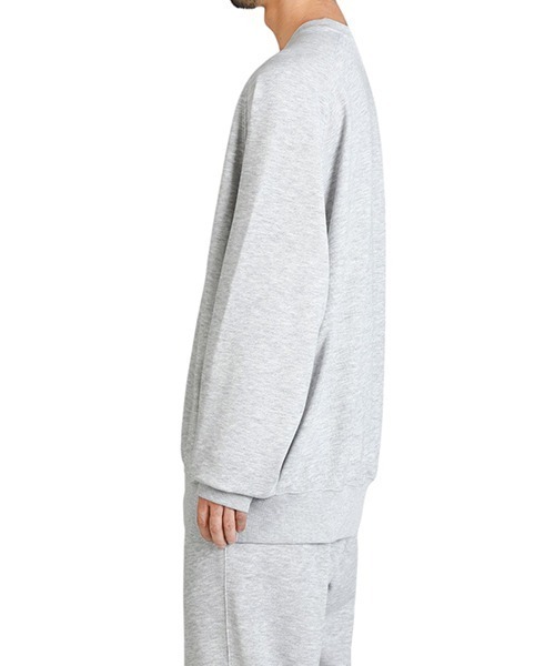 DAIWA PIER39（ダイワピア39）の「DAIWA PIER39 / ダイワ ピアサーティナイン：TECH SWEAT CREW FREEDOM SLEEVE：BE-50025[PIE]（スウェット・メンズ・トップグレー/ブラック・M/L/XL）」の12枚目の写真