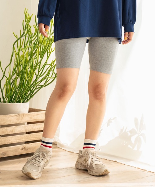 ANAP（アナップ）の「ハイウエストリブバイカー レハーフギンス（その他パンツ・レディース・グレー/ブラック/モカ・FREE）」の3枚目の写真