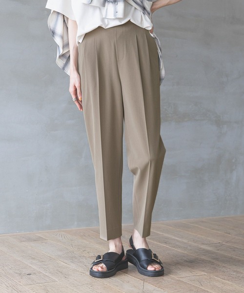 GLOBAL WORK（グローバルワーク）の「らくっションクロスベルトサンダル/327924（サンダル・レディース・ベージュ/ブラック/アイボリー・MEDIUM/LARGE/SMALL）」の18枚目の写真