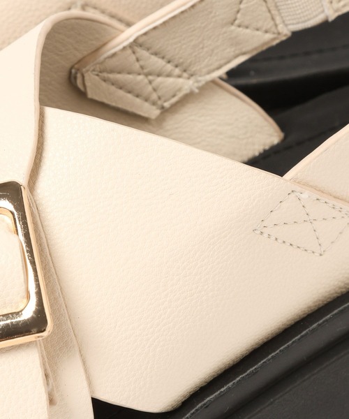 GLOBAL WORK（グローバルワーク）の「らくっションクロスベルトサンダル/327924（サンダル・レディース・ベージュ/ブラック/アイボリー・MEDIUM/LARGE/SMALL）」の5枚目の写真