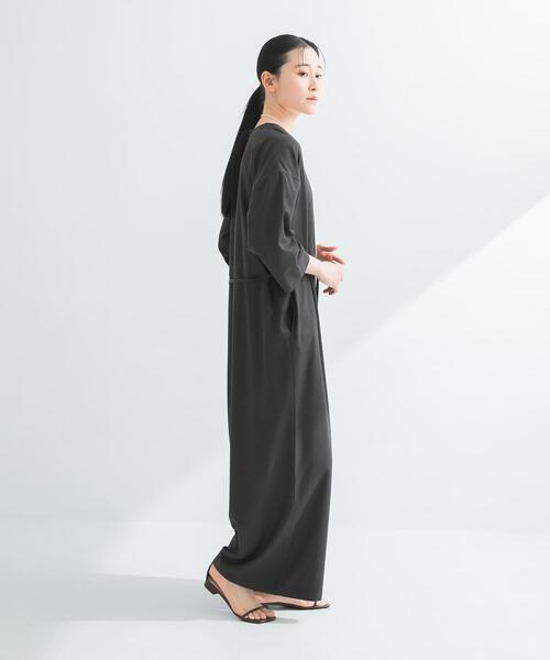 URBAN RESEARCH(アーバンリサーチ)の「シルクネップオールインワン(サロペット/オーバーオール・レディース・オフホワイト/チャコールグレー・FREE)」の9枚目の写真