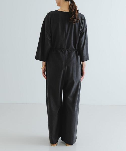 URBAN RESEARCH(アーバンリサーチ)の「シルクネップオールインワン(サロペット/オーバーオール・レディース・オフホワイト/チャコールグレー・FREE)」の12枚目の写真