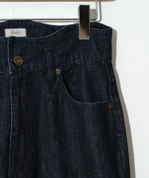 flower（フラワー）の「ペタルデニムパンツ2（デニムパンツ・レディース・ブルー/ネイビー・SMALL/MEDIUM）」の21枚目の写真