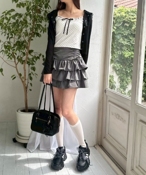 OLIVE des OLIVE(オリーブデオリーブ)の「【万能インナー】チュールフリルキャミソール(キャミソール・レディース・オフホワイト/ブラック/ホワイト・FREE)」の14枚目の写真