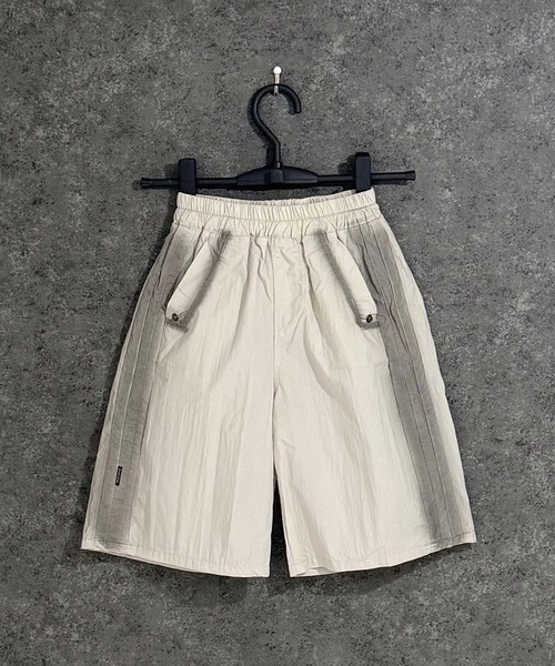 新品 クレストブリッジ 綺麗め シャカシャカ ハーフパンツ M 定価¥13200 セール】シャカシャカ スプレープリント ハーフパンツ（その他