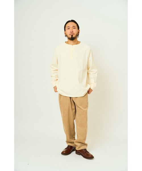 BIG MIKE(ビッグマイク)の「BIG MIKE ビックマイク ヘビーウェイト ヘンリーネック 長袖 Tシャツ ロンT /// 102538790(Tシャツ/カットソー・メンズ・ナチュラル/アッシュ/チャコール・X-LARGE/LARGE/MEDIUM)」の4枚目の写真