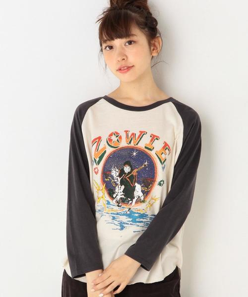 Another Edition（アナザーエディション）の「ラグランロックロングスリーブTシャツ/AEBC T/Cラグランロック LSL T（Tシャツ/カットソー・レディース・オフホワイト/ライトグレー・フリー）」の2枚目の写真