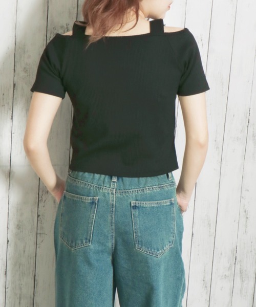 GORGE(ゴージ)の「《肩ベルト×ロゴプリント》レディース テレコ半袖トップス オフショル風 春夏秋(Tシャツ/カットソー・レディース・ブラック/オフホワイト/ブルー・F)」の10枚目の写真