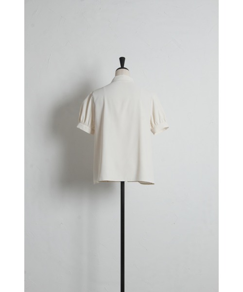 tocco closet(トッコ クローゼット)の「【ZOZO限定】ピンタック半袖ボウタイブラウス(シャツ/ブラウス・レディース・ベージュ/ピンク/オフホワイト/ブルー・M)」の6枚目の写真