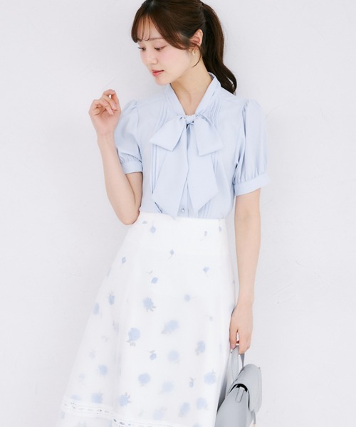tocco closet(トッコ クローゼット)の「【ZOZO限定】ピンタック半袖ボウタイブラウス(シャツ/ブラウス・レディース・ベージュ/ピンク/オフホワイト/ブルー・M)」の17枚目の写真