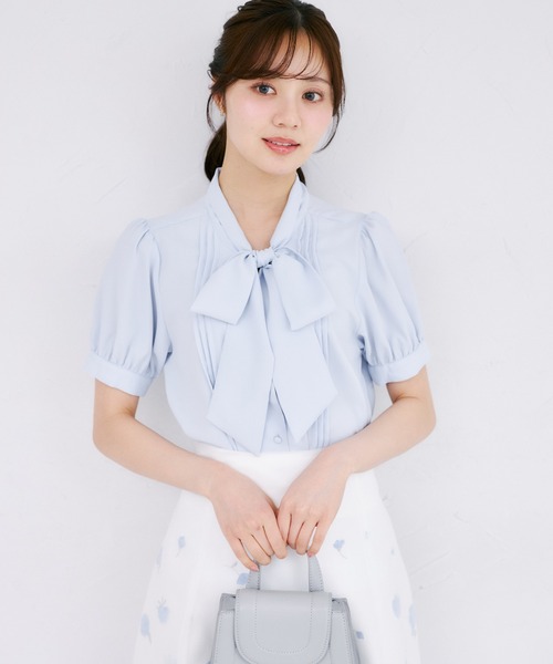 tocco closet(トッコ クローゼット)の「【ZOZO限定】ピンタック半袖ボウタイブラウス(シャツ/ブラウス・レディース・ベージュ/ピンク/オフホワイト/ブルー・M)」の18枚目の写真