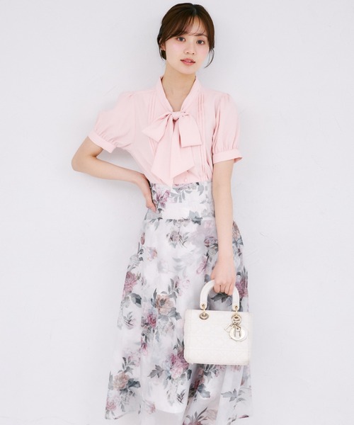 tocco closet(トッコ クローゼット)の「【ZOZO限定】ピンタック半袖ボウタイブラウス(シャツ/ブラウス・レディース・ベージュ/ピンク/オフホワイト/ブルー・M)」の22枚目の写真