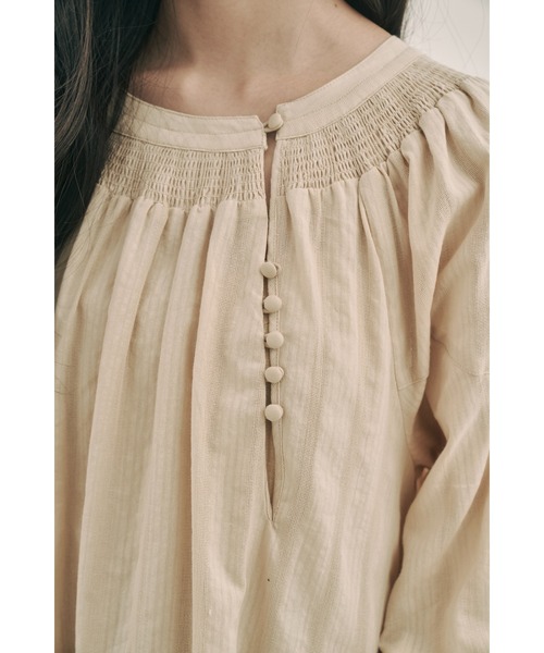 moi tytto（モイテュット）の「シアーロングワンピース（ワンピース・レディース・ベージュ/ナチュラル・FREE/SMALL）」の8枚目の写真