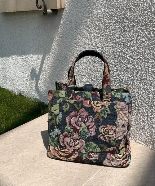 LBC（エルビーシー）の「ジャガード手持ちロゴバッグ（トートバッグ・レディース・ライトブルー/ネイビー/ブラウン・FREE）」の15枚目の写真