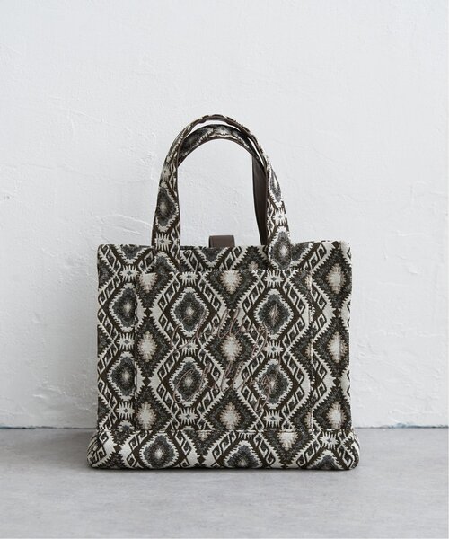 LBC（エルビーシー）の「ジャガード手持ちロゴバッグ（トートバッグ・レディース・ライトブルー/ネイビー/ブラウン・FREE）」の19枚目の写真