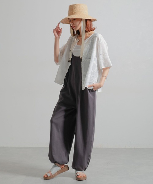 studio CLIP（スタディオクリップ）の「裾ドロスト裏毛サロペット[プチサイズあり]（サロペット/オーバーオール・レディース・スモーク/オフホワイト・FREE/PF）」の20枚目の写真