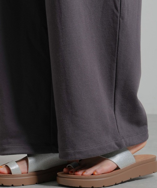 studio CLIP（スタディオクリップ）の「裾ドロスト裏毛サロペット[プチサイズあり]（サロペット/オーバーオール・レディース・スモーク/オフホワイト・FREE/PF）」の7枚目の写真