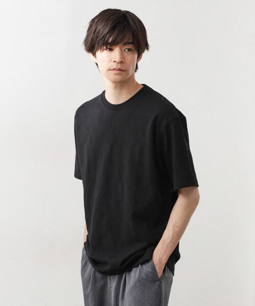 THE SHOP TK (ザ ショップ ティーケー )の「パターンジャカード半袖Tシャツ【洗濯機OK】(Tシャツ/カットソー・メンズ・オフホワイト/ブラック・04/03/02/01)」の2枚目の写真
