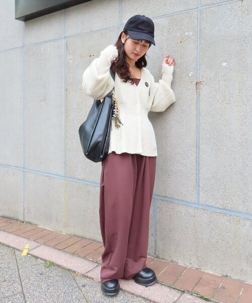 Kastane(カスタネ)の「【新色追加/3サイズ展開】KANGEKIパンツ(その他パンツ・レディース・ブラック/ブラウン/ネイビー・0/1/2)」の8枚目の写真