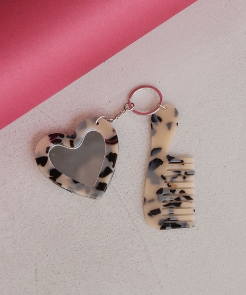 forksy.】ハートミラー付きコームデザインチャーム（チャーム