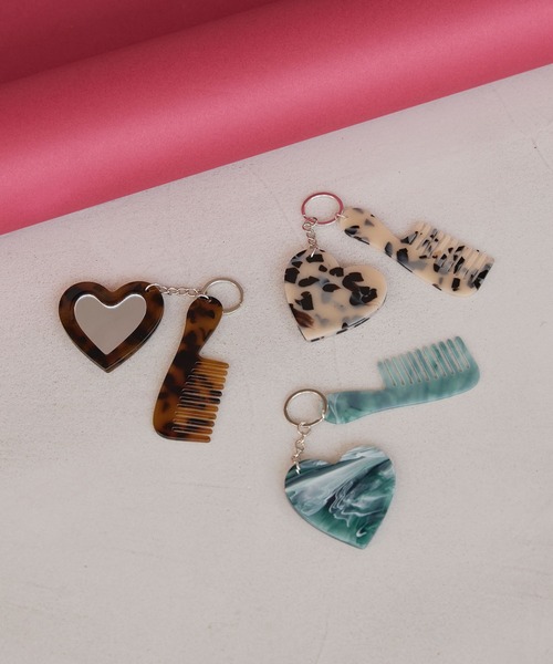 forksy.】ハートミラー付きコームデザインチャーム（チャーム