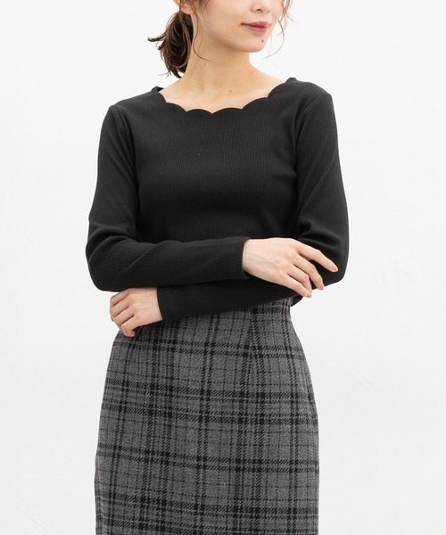 Honeys（ハニーズ）の「スカラップトップス（Tシャツ/カットソー・レディース・ブラウン/ホワイト×ブラック/アイボリー/ピンク/ブラック/レッド・L/3L/S/M/LL）」の4枚目の写真