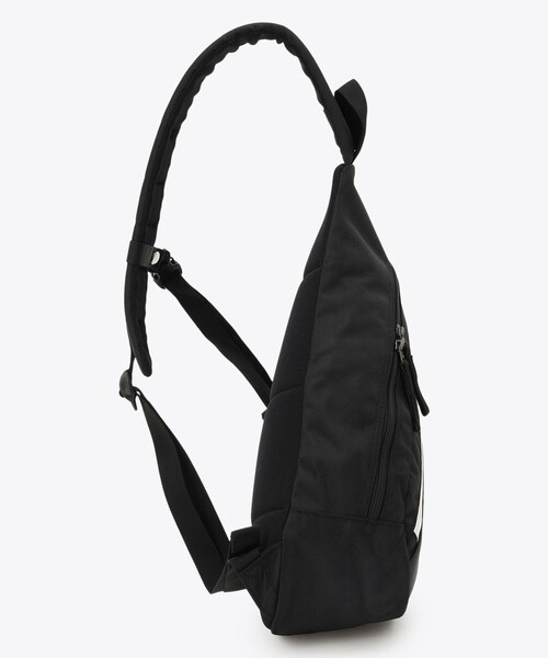 Columbia（コロンビア）の「撥水 Columbia／ブレムナースロープ ワンショルダー 7L ボディバッグ／コロンビア（ボディバッグ/ウエストポーチ・レディース・ブラック系その他/ブラック/ブラック系その他2・ONE SIZE）」の4枚目の写真