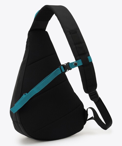 Columbia（コロンビア）の「撥水 Columbia／ブレムナースロープ ワンショルダー 7L ボディバッグ／コロンビア（ボディバッグ/ウエストポーチ・レディース・ブラック系その他/ブラック/ブラック系その他2・ONE SIZE）」の10枚目の写真