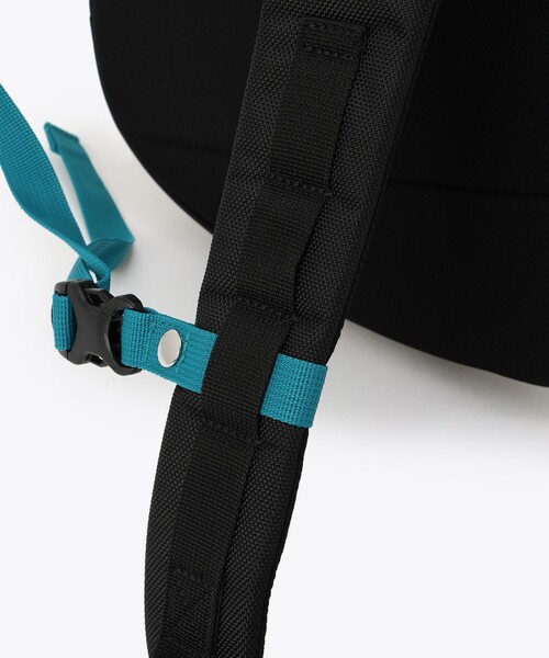 Columbia（コロンビア）の「撥水 Columbia／ブレムナースロープ ワンショルダー 7L ボディバッグ／コロンビア（ボディバッグ/ウエストポーチ・レディース・ブラック系その他/ブラック/ブラック系その他2・ONE SIZE）」の14枚目の写真