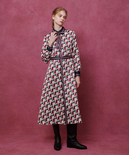 完売品　LOULOU WILLOUGHBY コスメティックプリントワンピース LOULOU WILLOUGHBY（ルルウィルビー）の「【LOULOU WILLOUGHBY