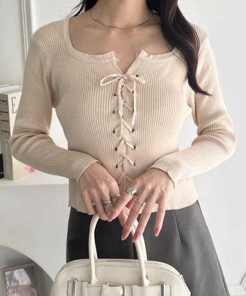 wears（ウェアーズ）の「ダブルフロントレースアップニットトップス（Tシャツ/カットソー・レディース・ホワイト/ブラック/アイボリー/グレー・FREE）」の10枚目の写真