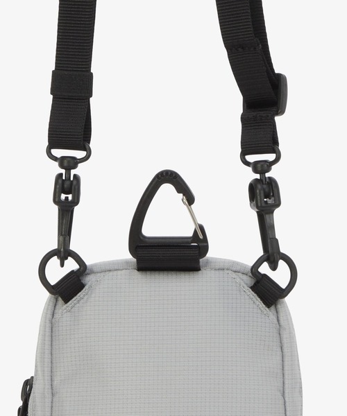 THE NORTH FACE(ザノースフェイス)の「【韓国限定・日本未入荷】THE NORTH FACE ASCEND MULTI TREKKING POUCH / ノースフェイス アセンド マルチ トレッキングポーチ(ショルダーバッグ・メンズ・ブラック/ライトベージュ/グレー・FREE)」の13枚目の写真
