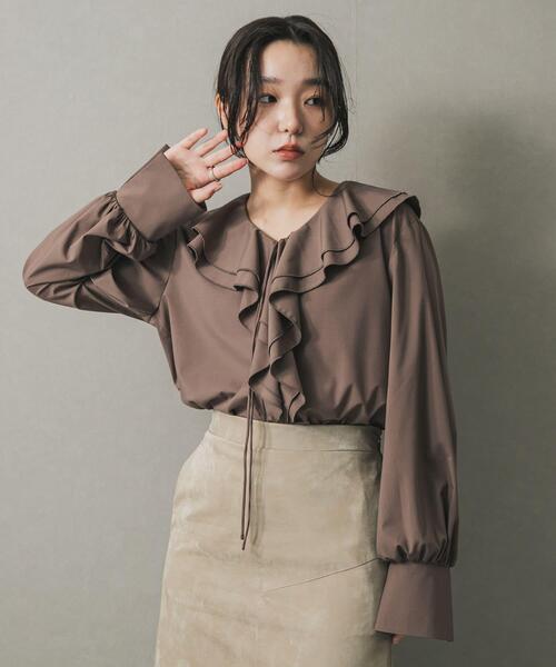 Noble ♡Vカラーラッフルブラウス Noble☆2024 黒 ファジーリネン